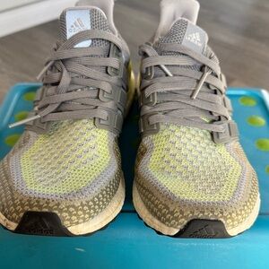 Adidas men Sneakers in Gray and Yellow, Ultra Boost